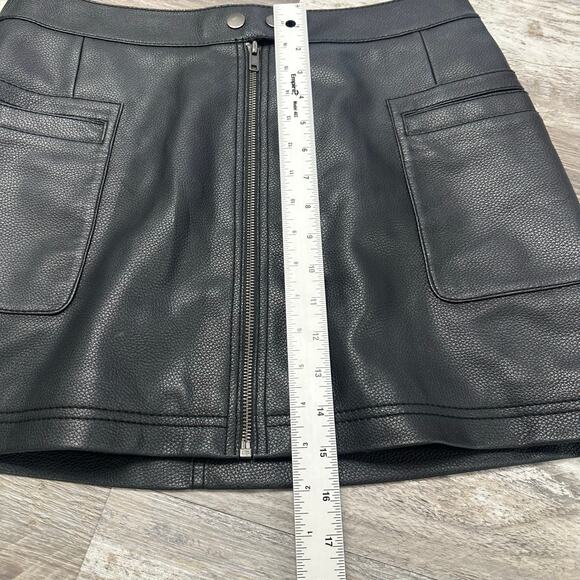 Free People Black Gray Womens 10 Full Front Zip Faux Leather A Line‎ Mini Skirt - Picture 8 of 9